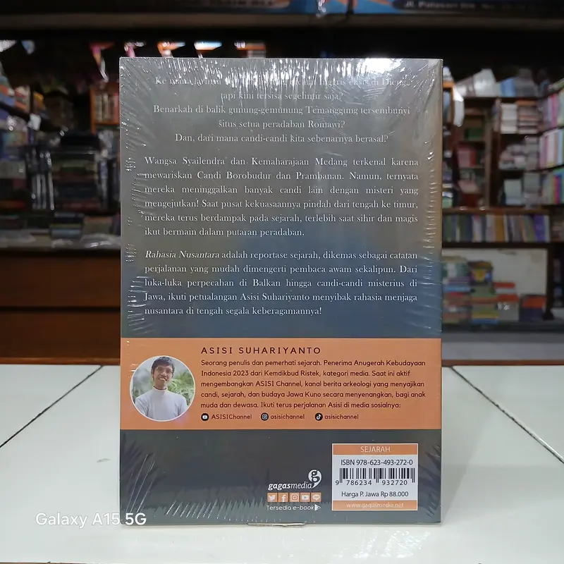 Buku Rahasia Nusantara : Candi Misterius Wangsa Syailendra - Asisi Suh 1