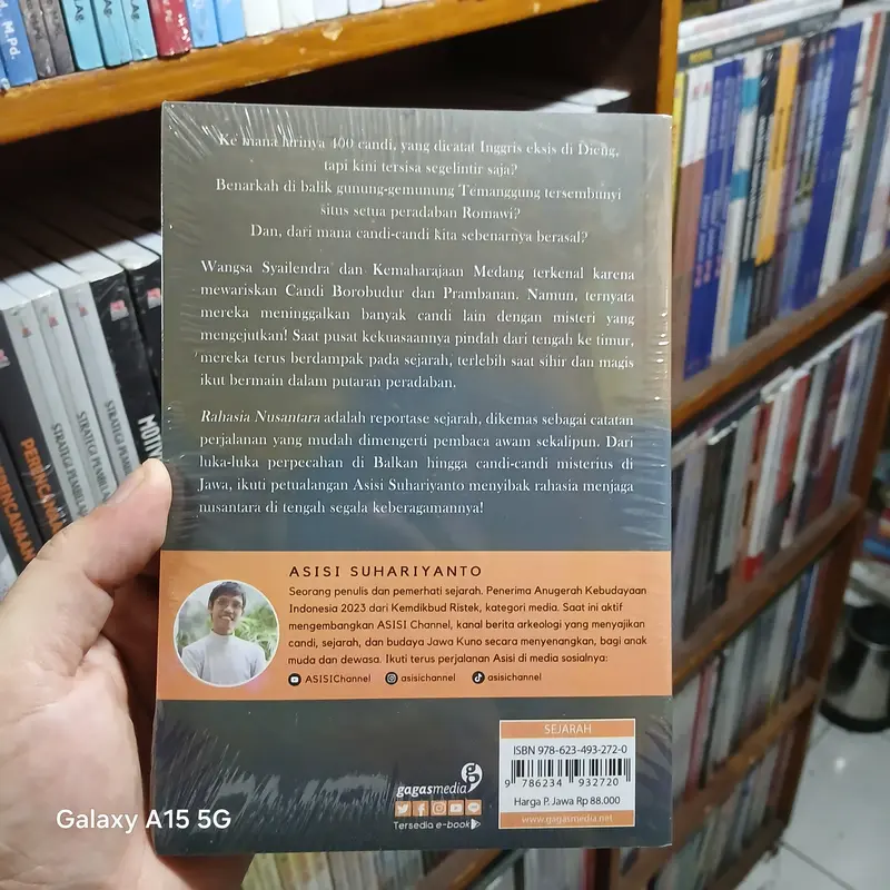 Buku Rahasia Nusantara : Candi Misterius Wangsa Syailendra - Asisi Suh 4
