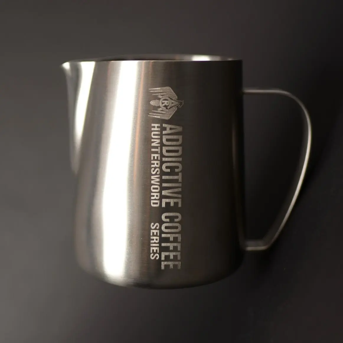 Milk jug latte art addictive coffee Huntersword series 600ml spout lancip (crocodile mouth)