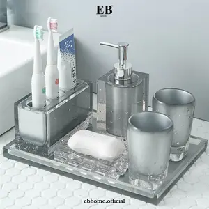 Perlengkapan Kamar Mandi Set / Luxury Glass Bathroom 85/13