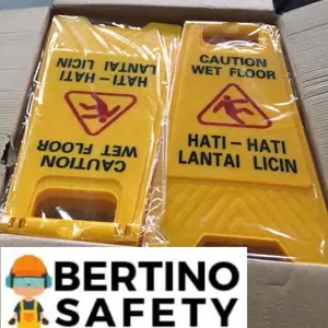 Papan Floor Sign Caution Wet Floor / Awas Lantai Licin
