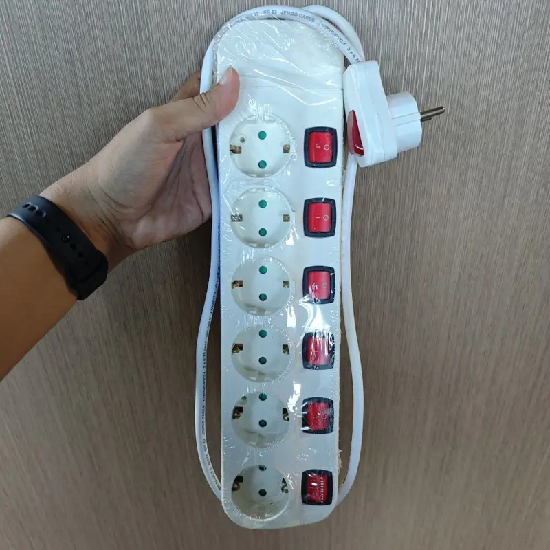 BISA INSTAN Perpanjangan Kabel Listrik Kualitas Tinggi Stop Kontak Terminal Kuningan Saklar 10A Ampere 2200W Watt 3x0.75mm Colokan Putih White High Quality Electric Cable Extension Plug Outlet Power Socket Cord Power Strip 1M 2M 3M 4M 5M Meter 3 4 5 6 Slo 7