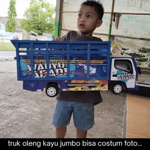 Truk oleng kayu jumbo besar full lampu dan terpal bisa costum foto dan nama