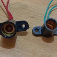 Gambar fitting lampu e14 dan e12  ( plastik) dari AT EL Kota Administrasi Jakarta Barat 2 Tokopedia