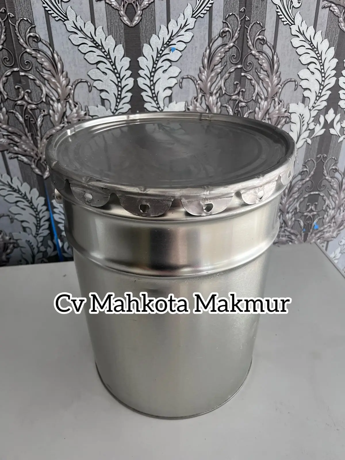 EMBER SILVER BEKAS CAT 20 - 25 KG