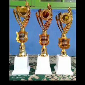 Piala Set 123 Body Pagoda tatakan putih