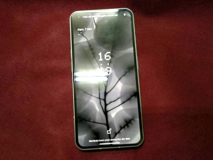 Gambar Hape Seken Nothing Phone 1 5G RAM 8/256 Mulus Multiple LED Light dari CNC phoneshop Kota Administrasi Jakarta Pusat Tokopedia