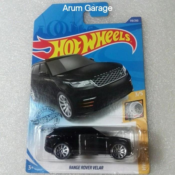 Gambar Hot Wheels Range Rover Velar. Card HW Turbo Series Tahun 2018. Warna Hitam Polos. dari Arum Garage1 Kota Bandung Tokopedia