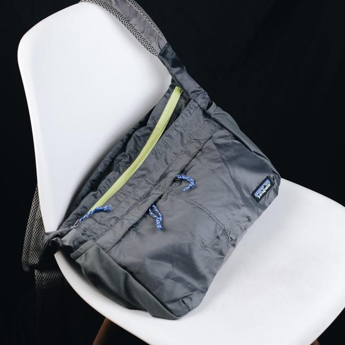 patagonia lightweight travel courier bag 17l Patagonia Lightweight Travel Courier