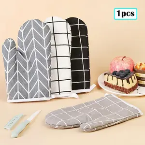 Sarung Tangan Alat Masak Oven Microwave Tebal Anti Panas Heat Resistant Gloves