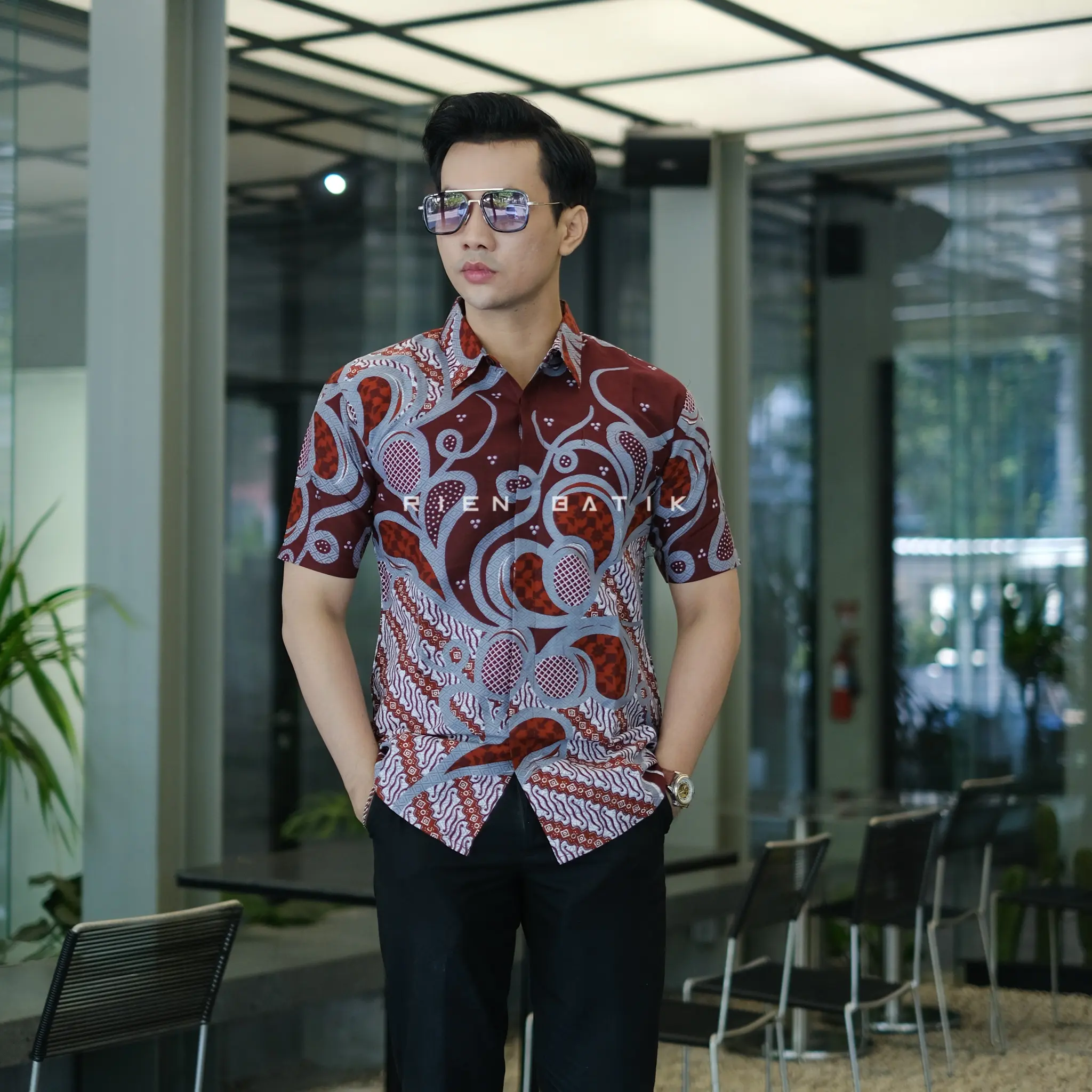 Kemeja batik pria SLIMFIT Lengan Pendek bahan katun premium lapis furing motif trendy Sragenan