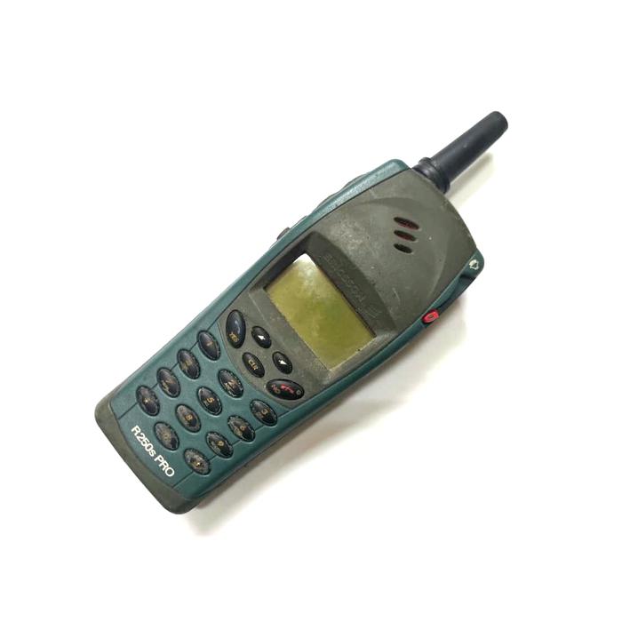 Gambar Hape Jadul Ericsson R250 R250s Pro Paus Minusan Untuk Koleksi Kanibalan dari CNC phoneshop Kota Administrasi Jakarta Pusat Tokopedia