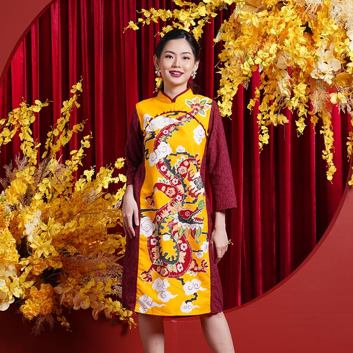 Gambar NONA RARA - Dereta Tulis CNY D0458, Baju blouse batik wanita modern - S dari Nona Rara Batik Kota Administrasi Jakarta Timur Tokopedia