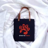 Gambar Totebag JAAN Dog Meat Free Indonesia dari JAAN Domestic Shop Kab. Bogor 1 Tokopedia