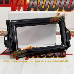 Frame Head Unit 7 Inch Toyota Fortuner 2015+