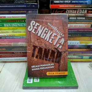 MENUNTASKAN SENGKETA TANAH MELALUI PENGADILAN KHUSUS PERTANAHAN