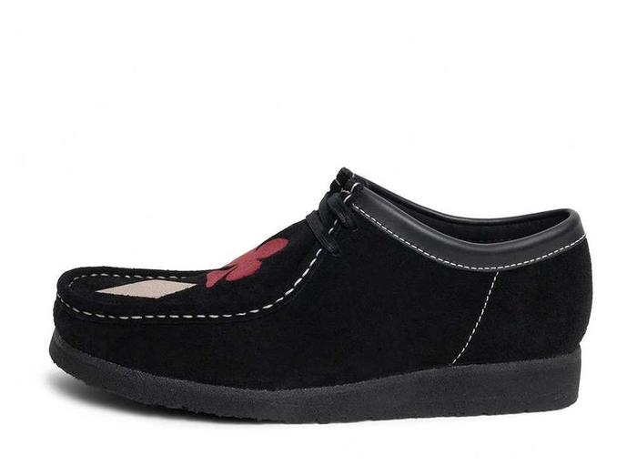 Jual Sepatu Stussy × Clarks Originals Wallabee Black Suede/Red