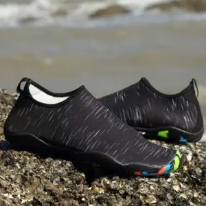 Sepatu karet pantai ukuran 34-46 aman Tidak Licin model.keren