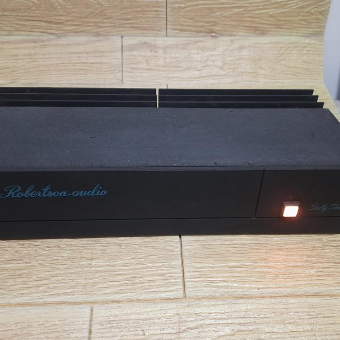 Jual Power amplifier merk Robertson Audio type forty ten. 2 x 60