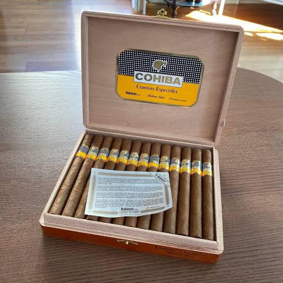 COHIBA CORONAS ESPECIALES (BOX OF 25) / CORONAS ESPECIALES