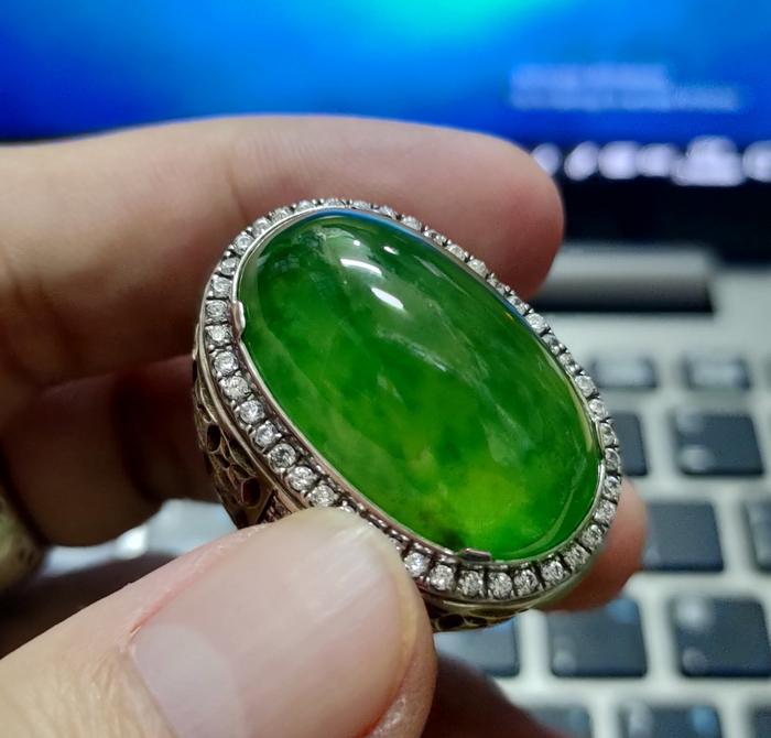 Gambar Batu Idocrase Lumut Aceh Super HQ IDC019 Giwang Kaca Berminyak dari CNC phoneshop Kota Administrasi Jakarta Pusat Tokopedia