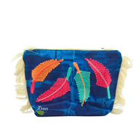 Gambar Dompet Pom Pom Hobo dari Daun The Gift Shop Kab. Badung 5 Tokopedia