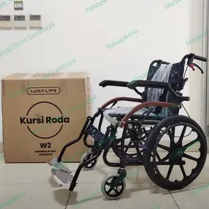 Kursi Roda Travel GTT WC2 Ban Besar Sandaran Tangan Dapat Di Angkat