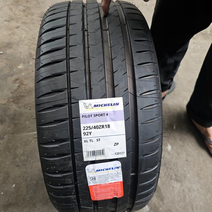 Gambar Ban Mobil Michelin 225 40 18 Pilot Sport4 ZP RFT Run Flat Tyre BMW dari cv pitstop karawaci Kota Tangerang Tokopedia