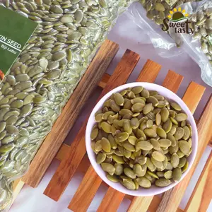 Kuaci hijau Pumpkin seeds/ Biji Labu Mentah 1000 gr/ 1 kg