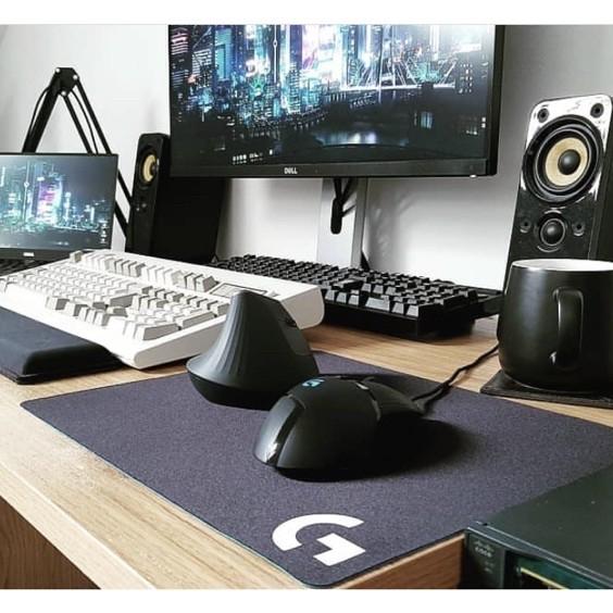 Gambar LOGITECH G240 Mousepad Gaming Rubber Base No Slip 280mmx340mmx1mm dari Click & Go Tokopedia Kota Bandung Tokopedia