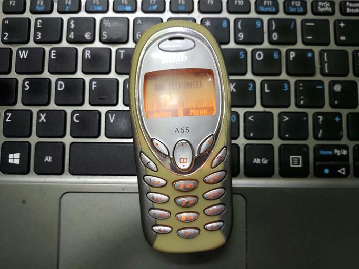 Gambar Hape Jadul Siemens A55 Seken Normal Kolektor Item dari CNC phoneshop Kota Administrasi Jakarta Pusat Tokopedia