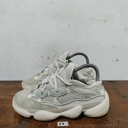 harga adidas yeezy 500