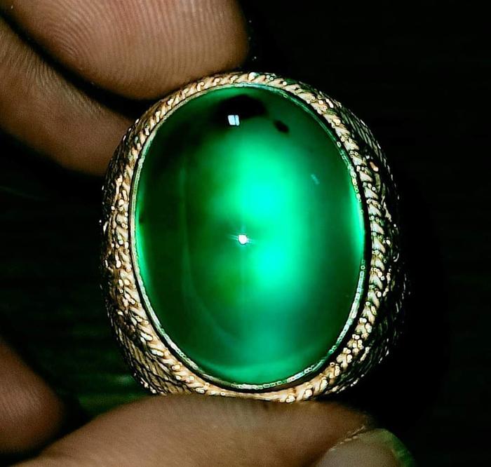 Gambar Batu Bacan Gulau Metalic BC098 Giwang Sadis Hijau Kental Ajib Ikatan Perak dari CNC phoneshop Kota Administrasi Jakarta Pusat Tokopedia