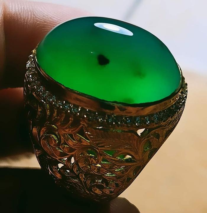 Gambar Batu Bacan Gulau Green Kristal HQ BC101 Giwang No Mangkok Ikatan Perak Mewah dari CNC phoneshop Kota Administrasi Jakarta Pusat Tokopedia