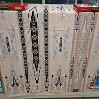 Gambar sarung atlas idaman akasia motif terbaru dari almumajjad Kab. Serang 4 Tokopedia