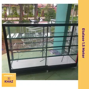 Etalase Kaca / Etalase warna Coklat / Etalase ukuran 1,5 M Coklat