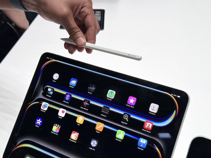 Apple Pencil Pro 2024 for iPad Pro M4 & iPad Air M2 Garansi apple 1 Tahun 3