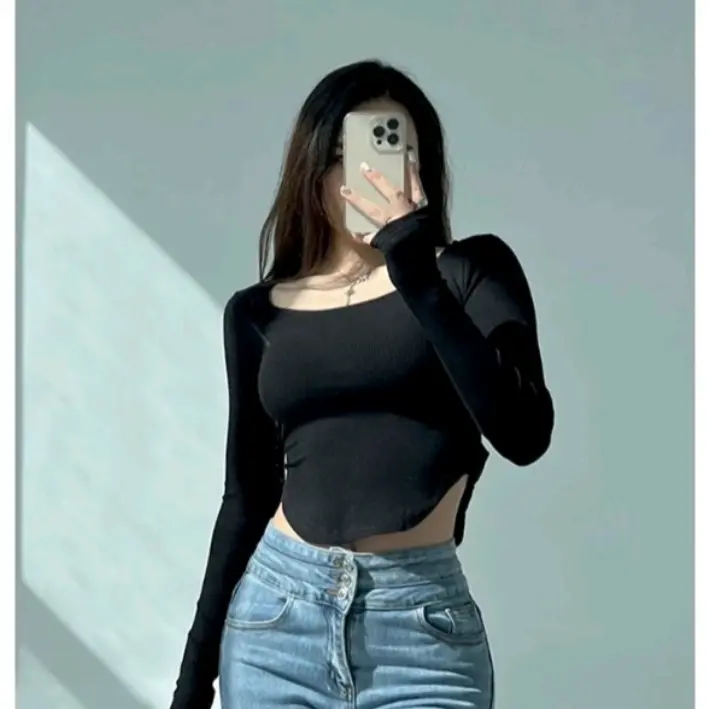 Square Neck Crop Top Lengan Panjang