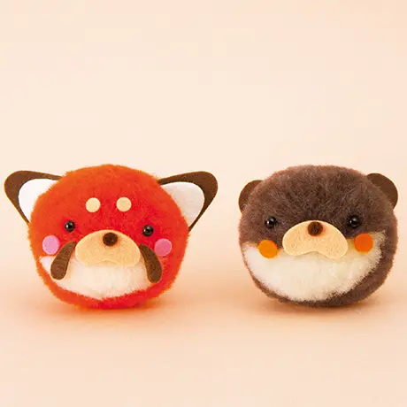 DIY felt wool craft pompom red panda 441-618