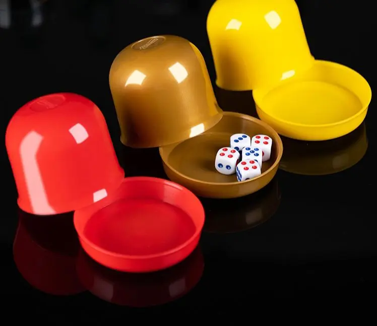 GELAS KOCOKAN DADU PERMAINAN MINICART DICE KTV KARAOKE BROAD GAME FAMILY BAHAN TEBAL TANPA DADU PERMUKAAN KILAT