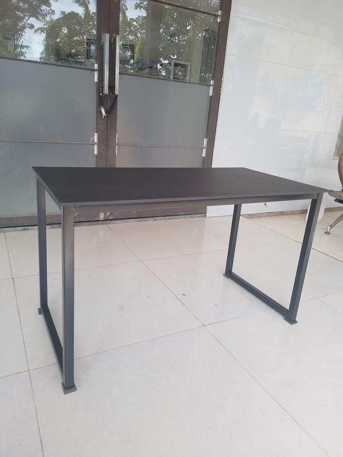 Gambar Meja Kerja Modern full hitam kokoh Multifungsi 120 x 60cm tinggi 72cm dari cahaya technic Kota Surabaya Tokopedia