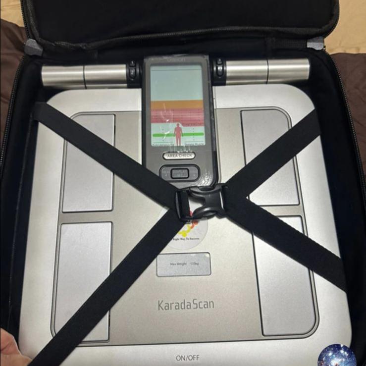 Zorc Official - Tas Timbangan Lemak Omron Karada Scan Black 6