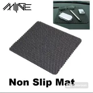 Car Anti Slip Dash Mat Non Slip Hitam Ukuran 30 x 20Cm Karet