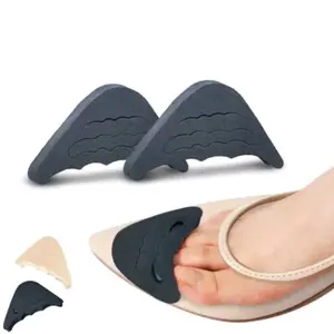 Busa Spons Pengganjal Sepatu Kebesaran Bantalan Spon Ganjelan Heels Flat Shoes Segitiga