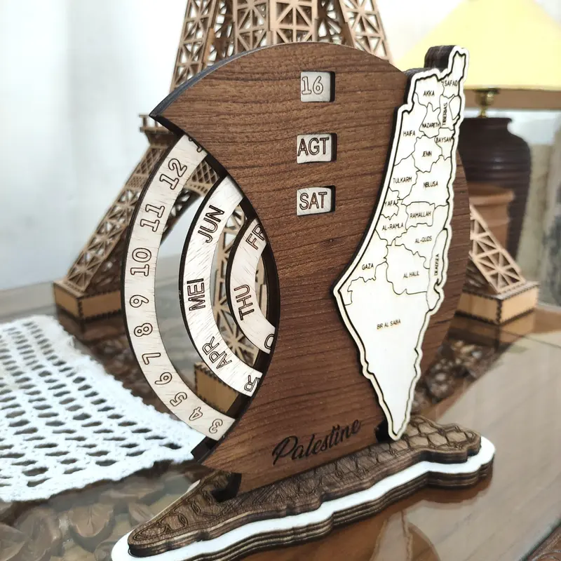 Kalendar Kayu Sepanjang Waktu Motif Peta Palestina 1