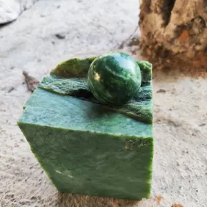 Bola Giok Nephrite - Giok Aceh