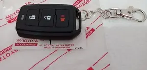 Remot Remote Alarm All New Avanza Veloz 2011-2015 Original Toyota