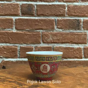 NYONYA WARE MERAH, Cucing (cawan teh China) besar jadul/vintage/lawas