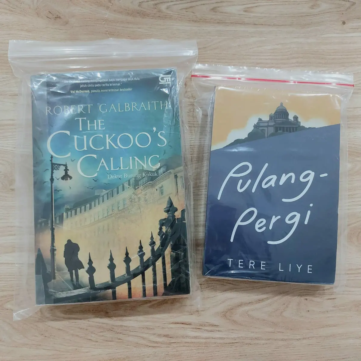 Plastik Pelindung Buku Novel Komik -  Plastik Klip Buku Novel Komik