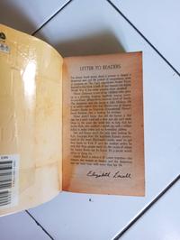 Gambar Amber Beach by Elizabeth Lowell dari Toko Buku Bekas Aksiku Kota Administrasi Jakarta Timur 2 Tokopedia